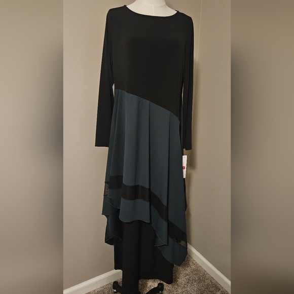 NWT IC Collection Boat Neck Asymectrical Layered Dress: Hunter Green: Small - Picture 1 of 13